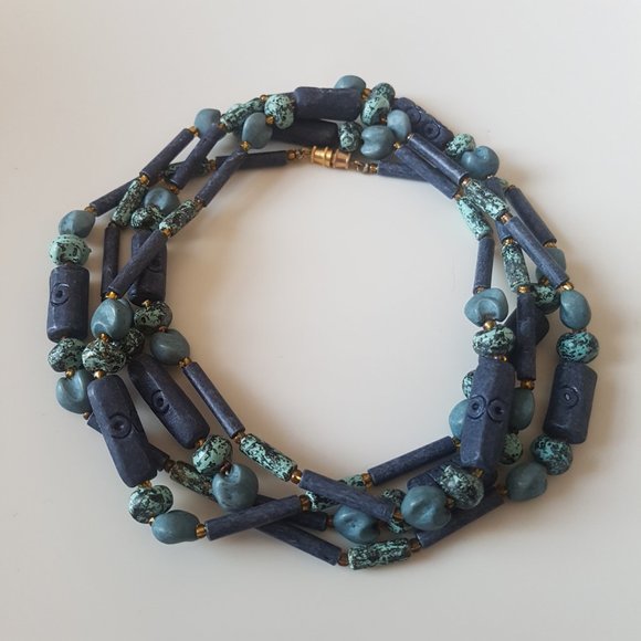 Long Blue-Green Bead Necklace - Picture 4 of 8
